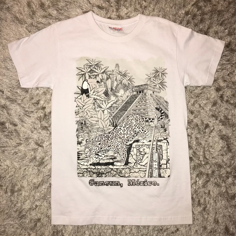 CANCUN MEXICO graphic tee